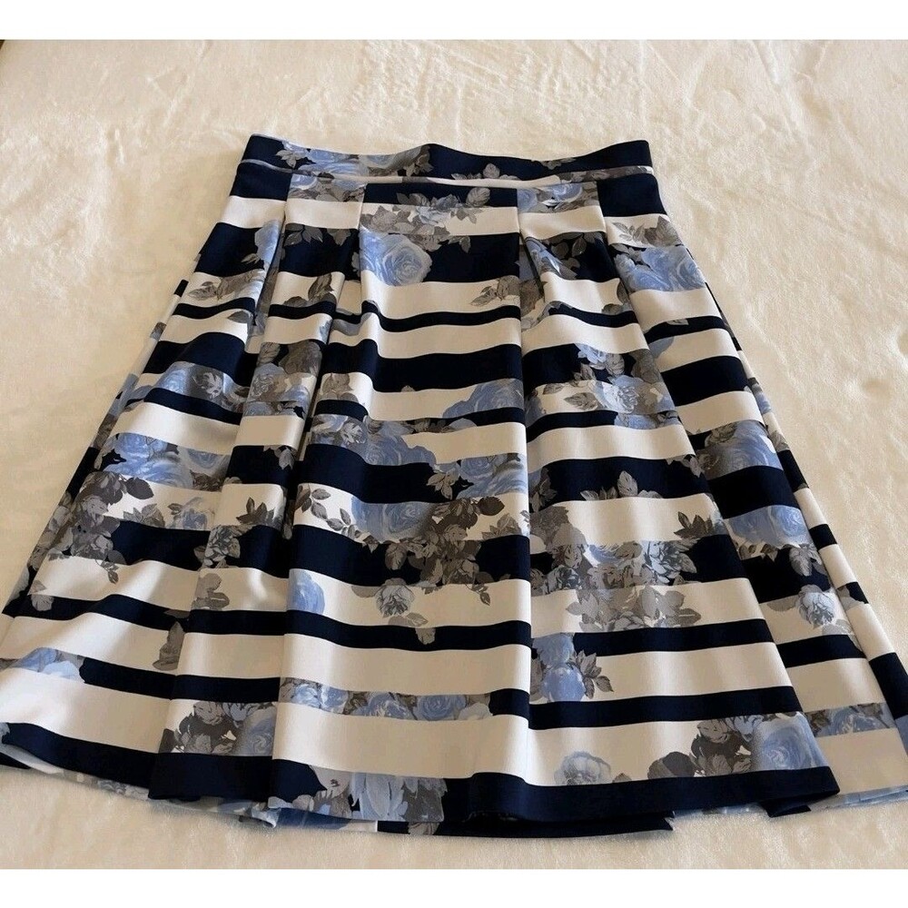 INC Women High Waisted Midi Pleated Floral Sassy But Classy A-line Skirt EUC M